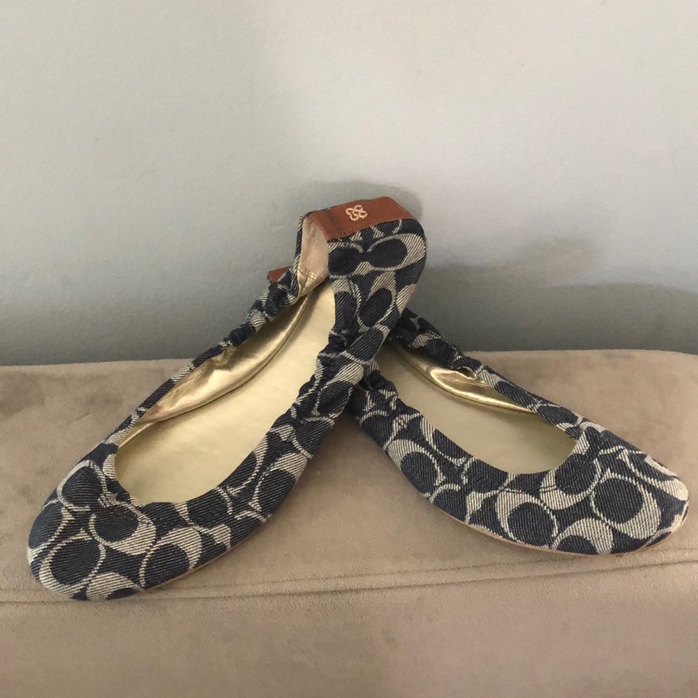 Coach Flats
